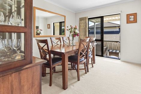 Photo of property in 8 Jelas Road, Red Beach, 0932