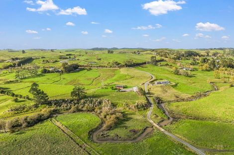 Photo of property in 230 Tavinor Road, Otaika, Whangarei, 0170