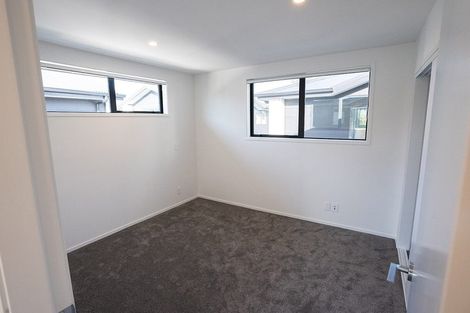 Photo of property in 1/182 Cambridge Terrace, Fairfield, Lower Hutt, 5011