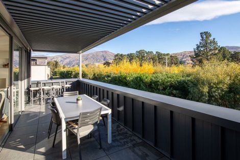 Photo of property in 8 Silverstone Drive, Cromwell, 9384