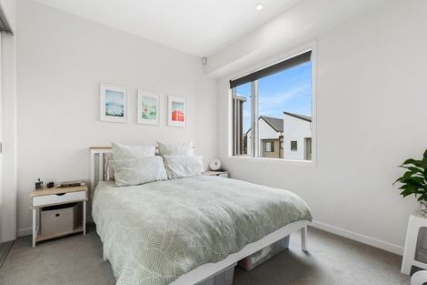 Photo of property in 4/28 Nevill Road, Hobsonville, Auckland, 0616