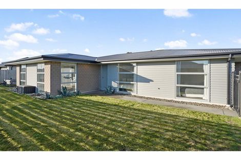 Photo of property in 1 Fry Place, Rolleston, 7614
