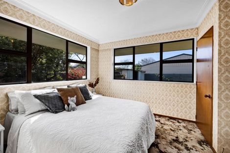 Photo of property in 240 Waihi Road, Hawera, 4610