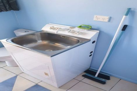 Photo of property in 1 Roche Avenue, Upper Riccarton, Christchurch, 8041