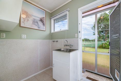 Photo of property in 123 Muir Avenue, Mangere Bridge, Auckland, 2022