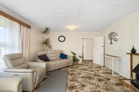 Photo of property in 20 Armstrong Place, Gonville, Whanganui, 4501