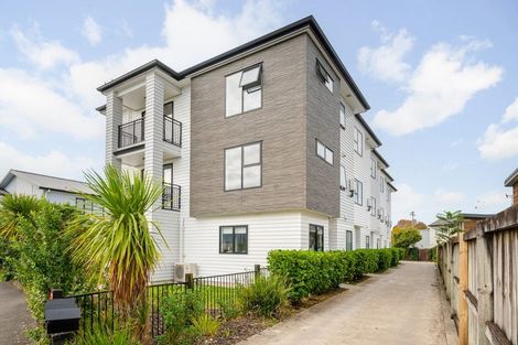 Photo of property in 4/16 May Street, Hamilton East, Hamilton, 3216
