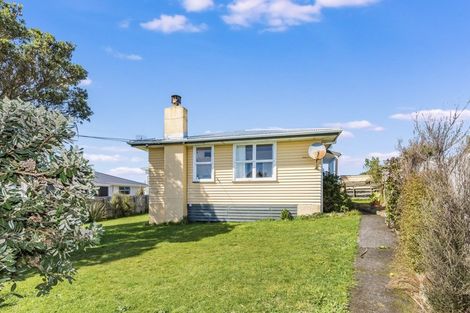 Photo of property in 67 Pikarere Street, Titahi Bay, Porirua, 5022