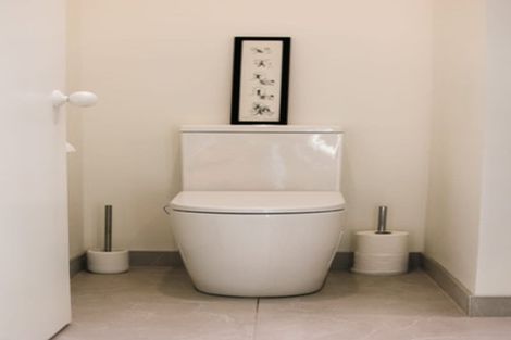 Photo of property in 94b Aikmans Road, Merivale, Christchurch, 8014
