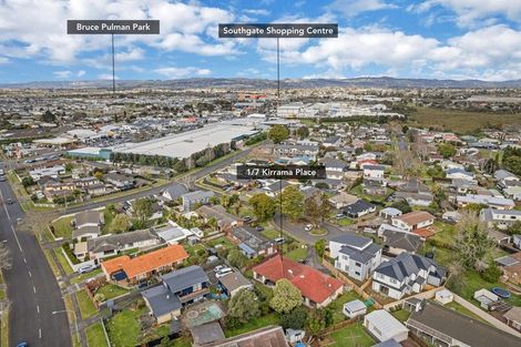Photo of property in 7a Kirrama Place, Conifer Grove, Takanini, 2112