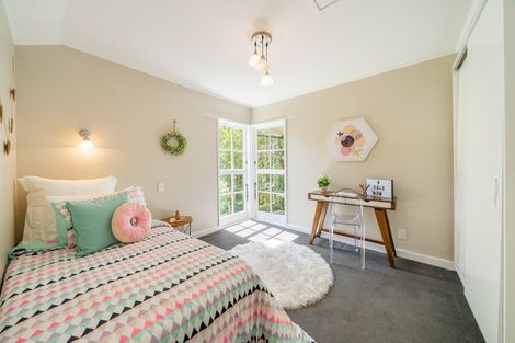 Photo of property in 25 Elmslie Road, Pinehaven, Upper Hutt, 5371