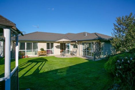 Photo of property in 16 Honiss Place, Cambridge, 3434