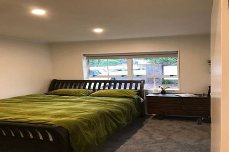 Photo of property in 1/1 Clearwater Cove, West Harbour, Auckland, 0618