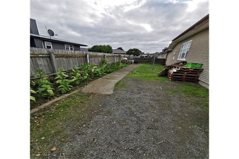 Photo of property in 31 Knowles Street, Terrace End, Palmerston North, 4410
