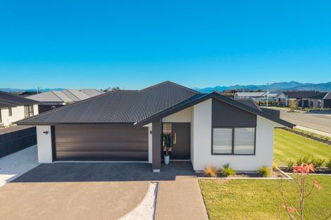 Photo of property in 2 Chapel Close, Springlands, Blenheim, 7201
