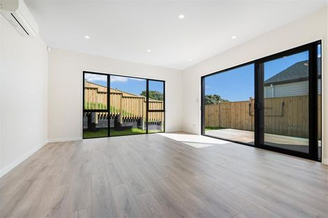 Photo of property in 42 Whakairo Crescent, Gulf Harbour, 0930