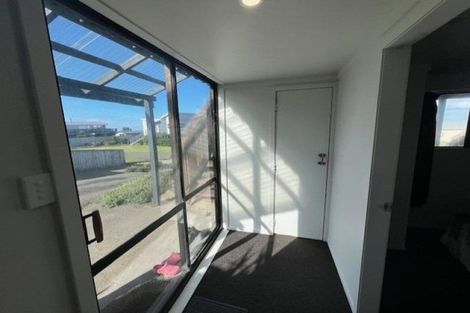 Photo of property in 14 Okiwa Terrace, Waiinu Beach, Whanganui, 4588