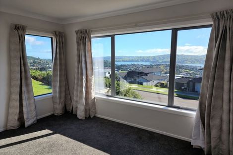 Photo of property in 84 Endeavour Drive, Whitby, Porirua, 5024