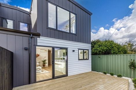 Photo of property in 647a Te Atatu Road, Te Atatu Peninsula, Auckland, 0610