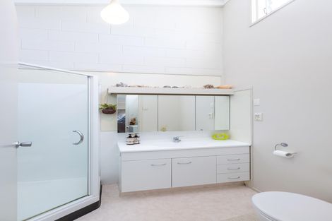 Photo of property in 109a/4 Te Atatu Road, Te Atatu South, Auckland, 0610