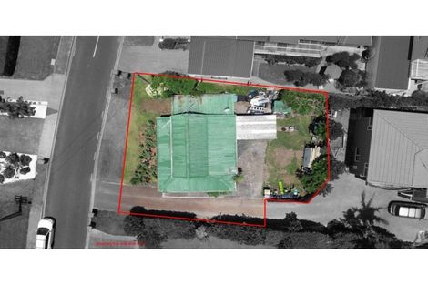 Photo of property in 12 Marie Avenue, Red Beach, 0932