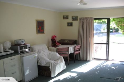 Photo of property in 17r Beech Court, Welcome Bay, Tauranga, 3175
