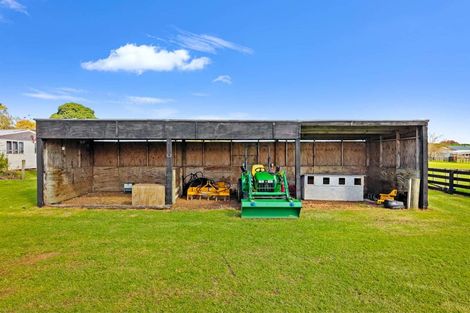 Photo of property in 217 Glenbrook Station Road, Glenbrook, Waiuku, 2681