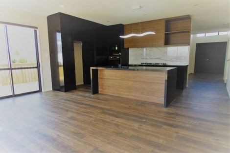 Photo of property in 13 Habitat Place, Hobsonville, Auckland, 0616