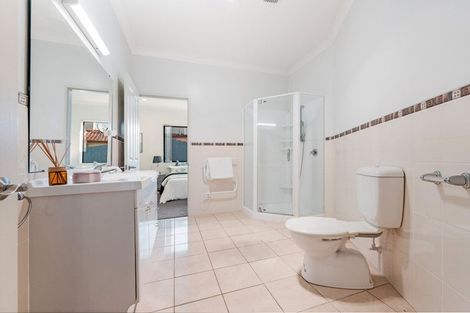 Photo of property in 48 Killybegs Drive, Pinehill, Auckland, 0632