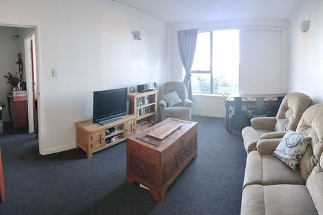 Photo of property in Hobson Court Flats, 36/70u Hobson Street, Thorndon, Wellington, 6011