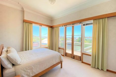 Photo of property in 57 Exmouth Road, Northcote, Auckland, 0627