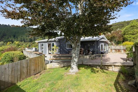 Photo of property in 152 Doctors Point Road, Waitati, 9085