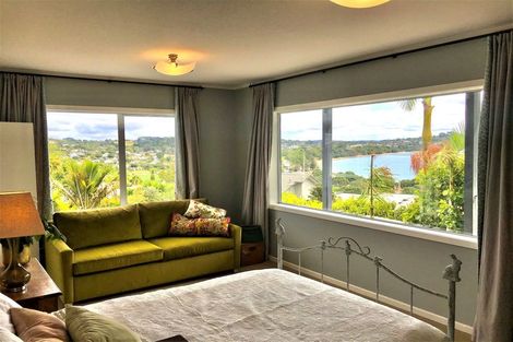 Photo of property in 22 Melandra Road, Stanmore Bay, Whangaparaoa, 0932