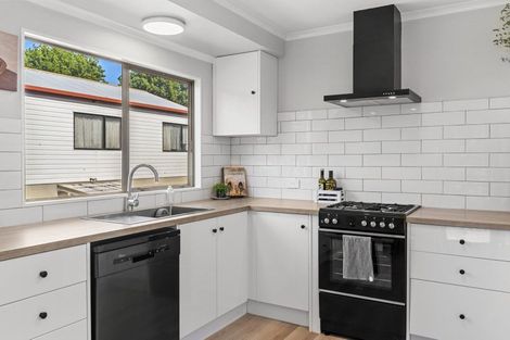 Photo of property in 478b Maunganui Road, Mount Maunganui, 3116
