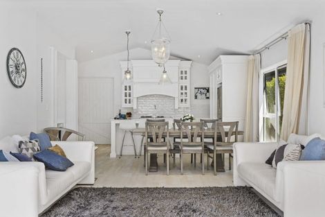 Photo of property in 6 Pebble Beach Way, Papamoa Beach, Papamoa, 3118