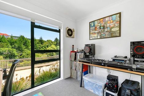 Photo of property in 4 William Earp Place, Tawa, Wellington, 5028