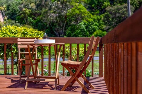 Photo of property in 17 Shackle Lane, Whitby, Porirua, 5024