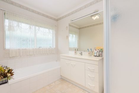 Photo of property in 26 Ngahere Street, Otumoetai, Tauranga, 3110