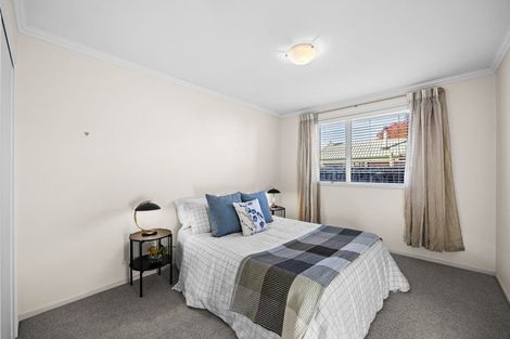Photo of property in 52 Meadowstone Drive, Wanaka, 9305