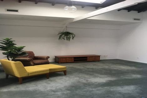 Photo of property in 2u2 King Street, Mount Cook, Wellington, 6021