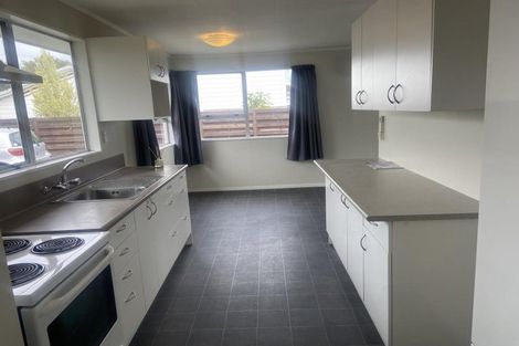 Photo of property in 446f1- Fergusson Drive, Heretaunga, Upper Hutt, 5018
