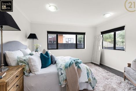 Photo of property in 125 Keri Vista Rise, Papakura, 2110