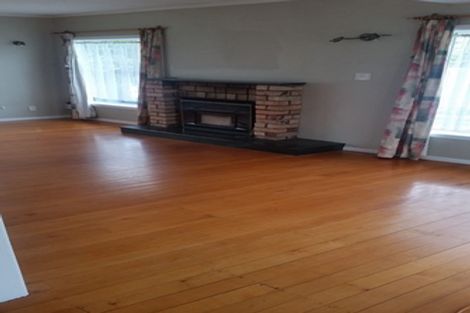 Photo of property in 9 Hill Crescent, Papakura, 2110