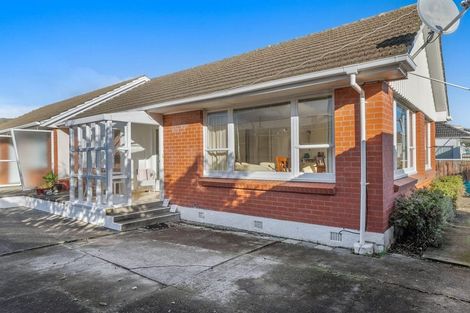 Photo of property in 71 Wai-iti Crescent, Woburn, Lower Hutt, 5010