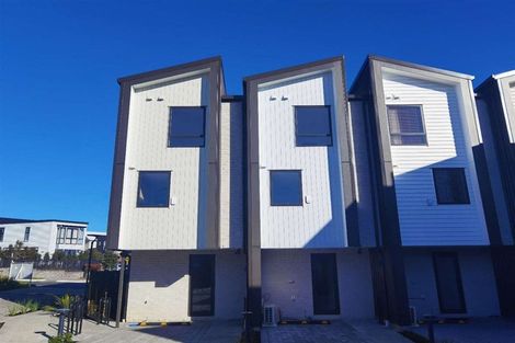 Photo of property in 32a/4 Westgate Drive, Massey, Auckland, 0614