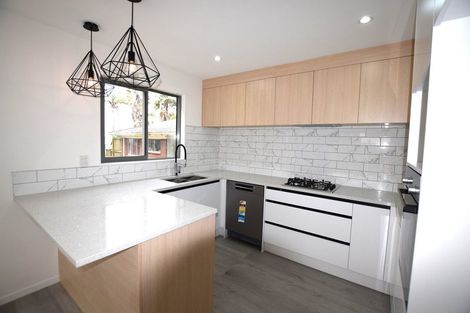 Photo of property in 62 Royal Road, Massey, Auckland, 0614