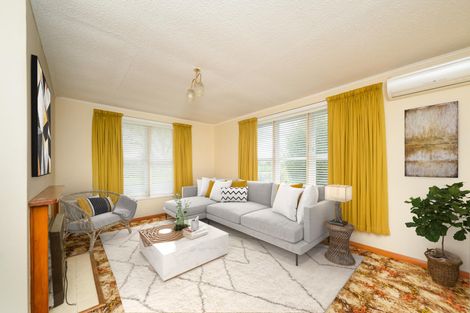 Photo of property in 60 Exeter Crescent, Takaro, Palmerston North, 4412