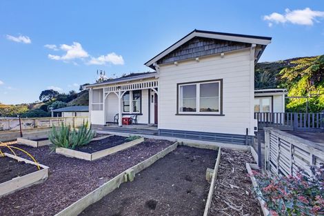 Photo of property in 73 Oranga Street, Westown, New Plymouth, 4310