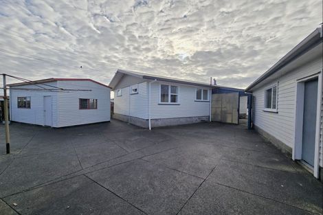 Photo of property in 221 Park Street, Hokitika, 7810