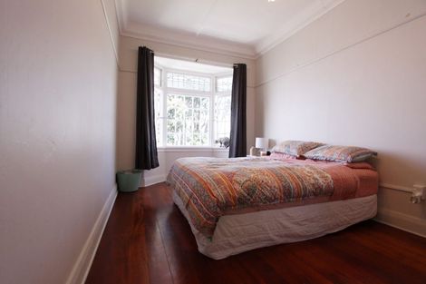 Photo of property in 136u2 Evans Bay Parade, Roseneath, Wellington, 6021